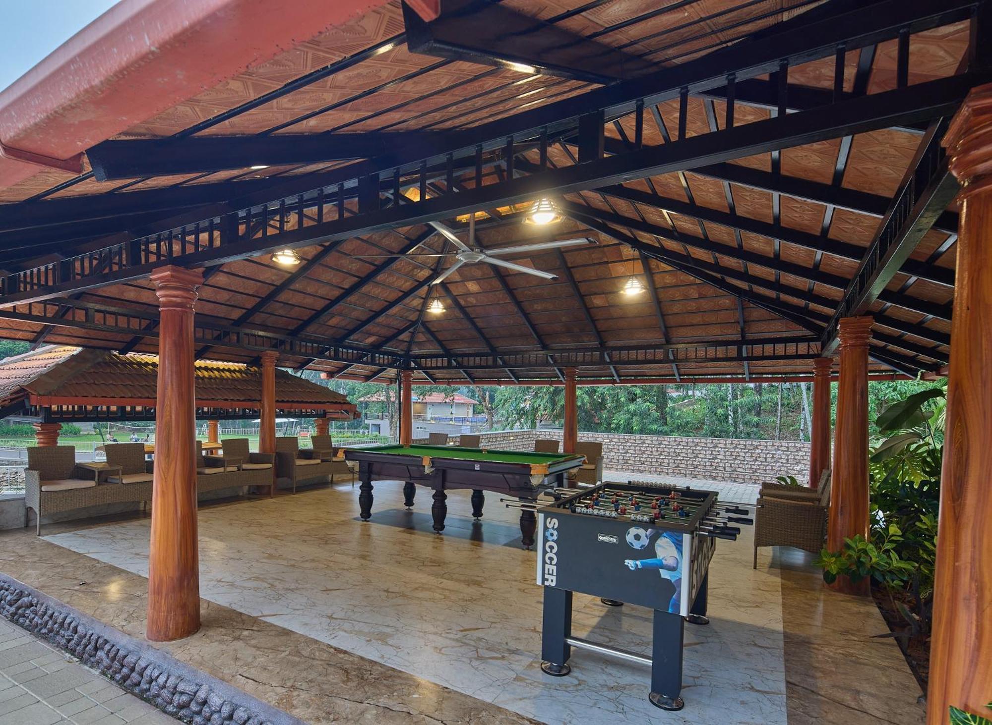 Regenta Resort Sakleshpur Εξωτερικό φωτογραφία
